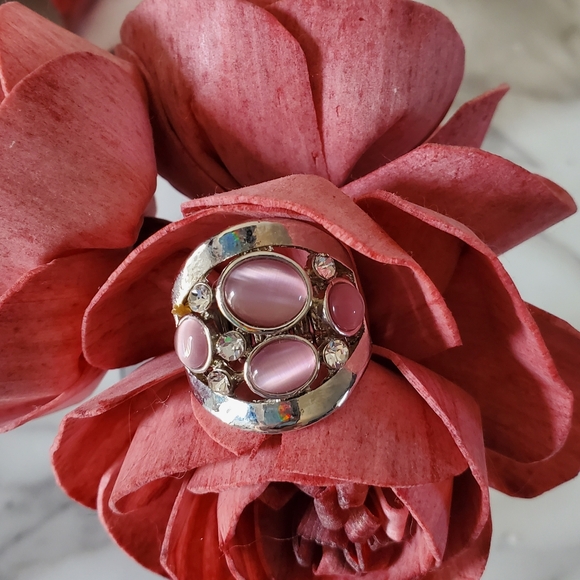 Silver Tone Stretch Ring with Pink Stones 💥3 for $24💥 - Picture 13 of 14